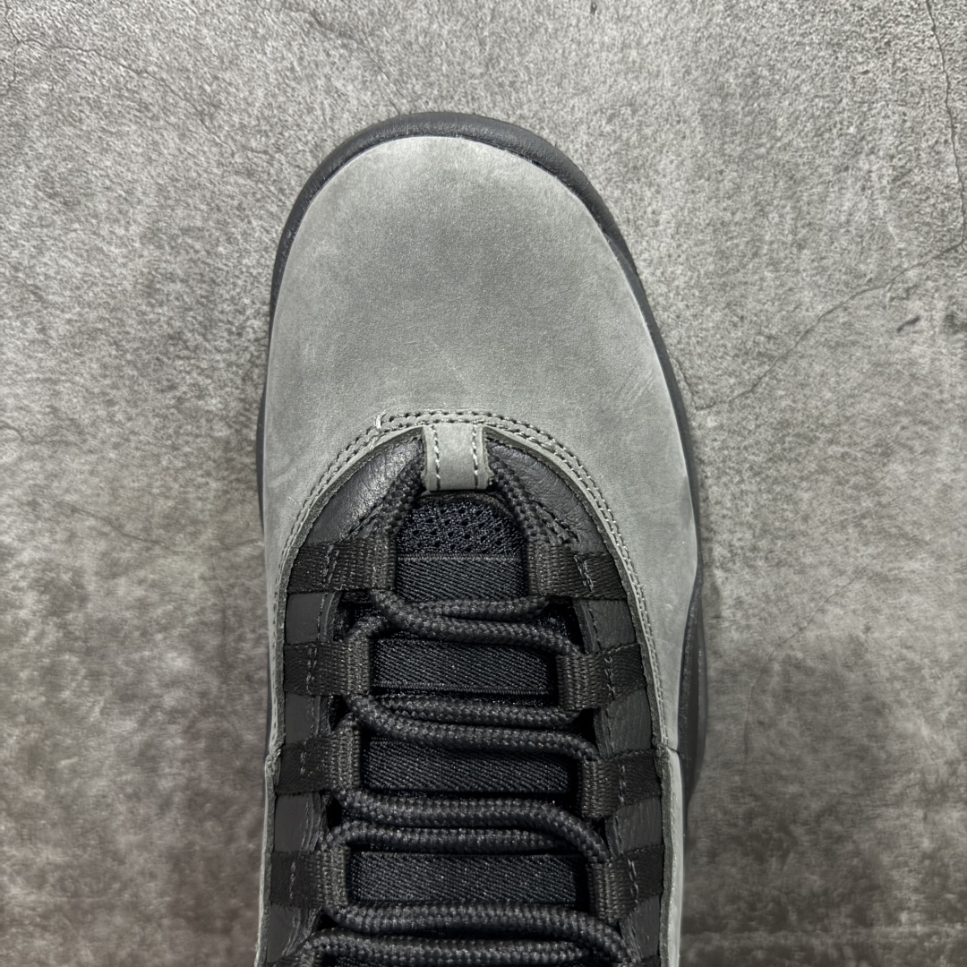 图片[5]-【外贸纯原】Air Jordan 10 OG“Steel”2025复刻 aj10 灰黑色 HJ6779-001 市场首发版本 高端品质 头层原厂皮料 原盒包装 圈内知名口碑大厂出品 原楦原纸板 原厂皮料 原厂碳板打造 极致一眼正品既视感 高端外贸零售专供品质 尺码：40 40.5 41 42 42.5 44 44.5 45 46 47.5-选品中心