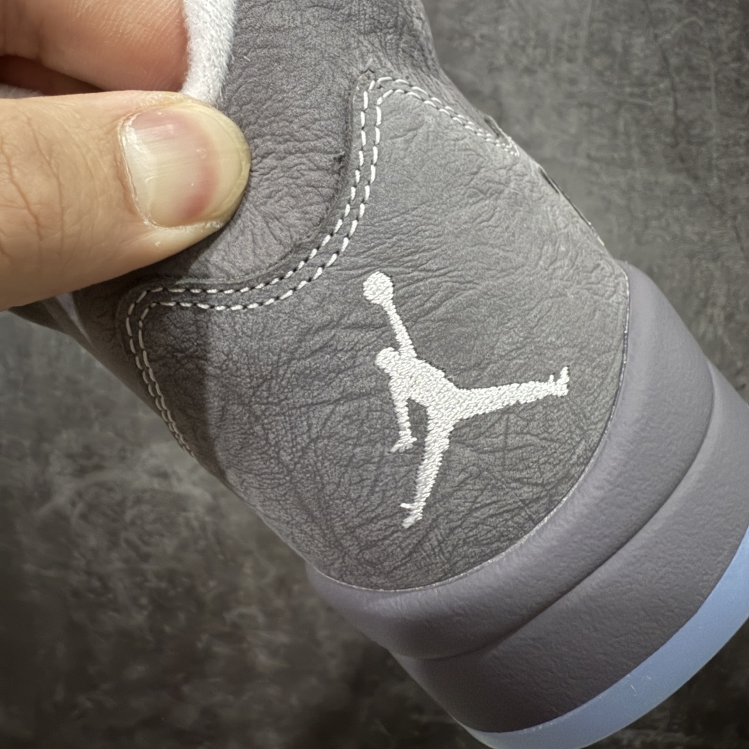 图片[2]-【GX纯原】Air Jordan 5 \”Wolf Grey\” AJ5 乔5狼灰 DD0587-002 国内一线大厂出品 匠心打造 原厂皮料原厂数据 全新纸板 模具打造 外贸 平台高端零售专供品质 品质毋庸置疑 一眼正品既视感 细节均已解码 尺码：40 40.5 41 42 42.5 43 44 44.5 45 46 47.5 48.5-选品中心