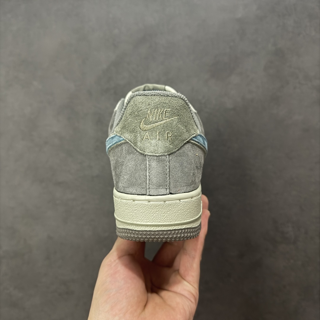 图片[4]-【定制版】Nike Air Force 1 \’07 Low “头层猪八拼接” 空军一号 高端定制 低帮 运动休闲鞋 折边针车 工艺难度大 原楦头原纸板 原装鞋盒 定制五金配件 内置全掌气垫 原厂鞋底 货号：DY9867-009 尺码：36 36.5 37.5 38 38.5 39 40 40.5 41 42 42.5 43 44 44.5 45 编码：HXSA250260-选品中心