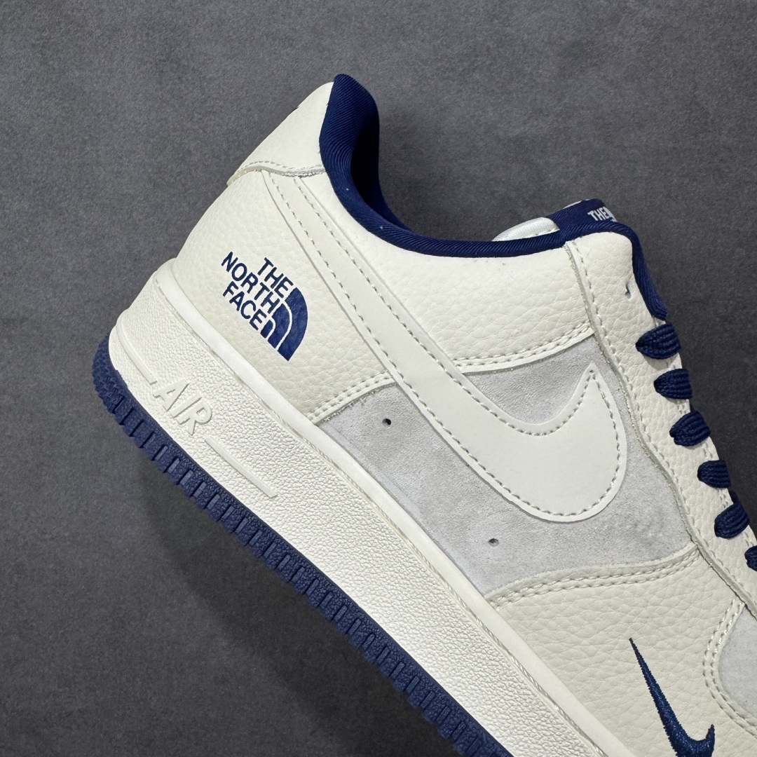 图片[6]-【定制版】Nike Air Force 1 \’07 Low “北面联名——猪八米蓝”空军一号 高端定制 低帮 运动鞋 休闲鞋 折边针车 工艺难度大 原楦头原纸板 原装鞋盒 定制五金配件 内置全掌气垫 原厂鞋底 货号：DF0188-107 尺码：36 36.5 37.5 38 38.5 39 40 40.5 41 42 42.5 43 44 44.5 45 编码：HXSB310320-选品中心