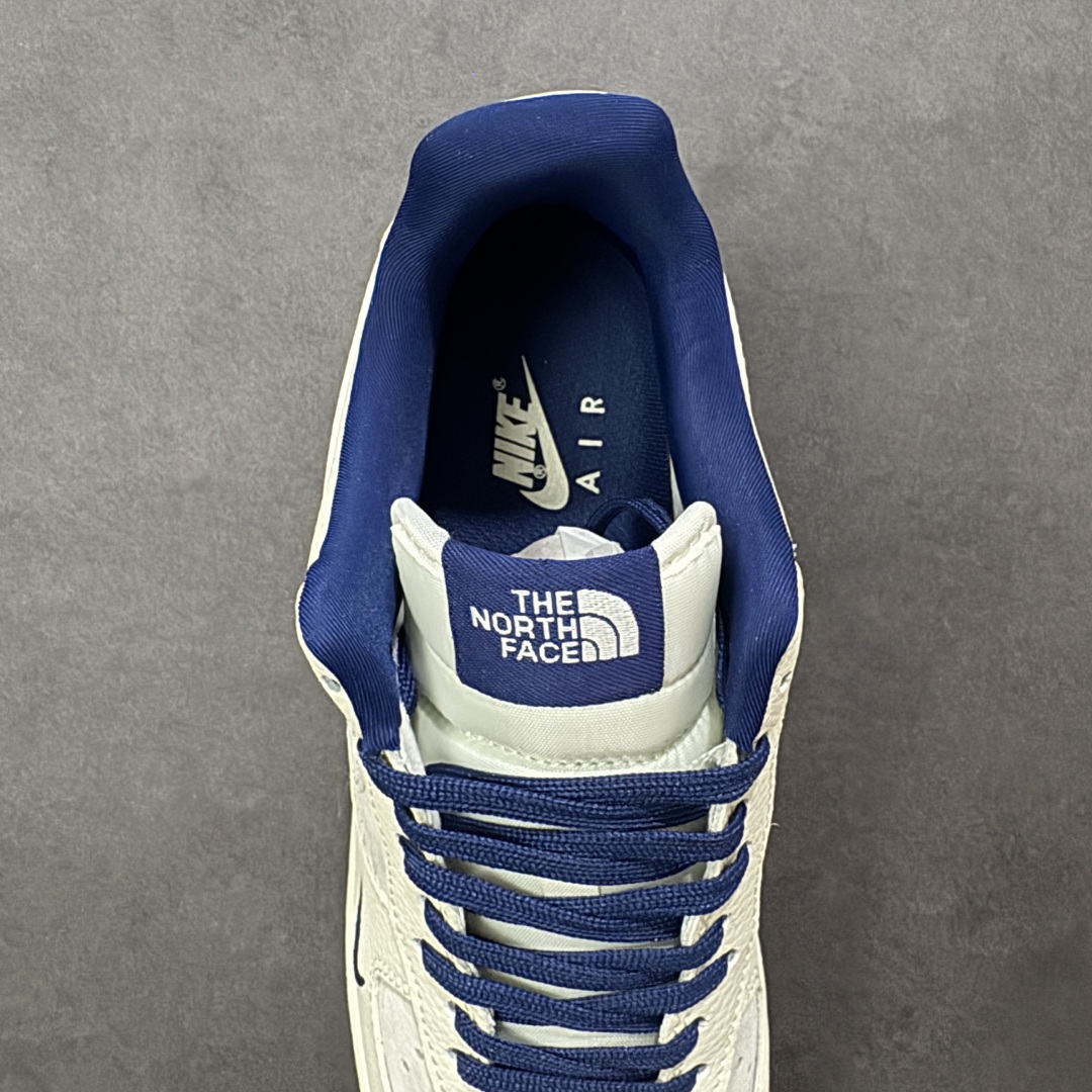 图片[7]-【定制版】Nike Air Force 1 \’07 Low “北面联名——猪八米蓝”空军一号 高端定制 低帮 运动鞋 休闲鞋 折边针车 工艺难度大 原楦头原纸板 原装鞋盒 定制五金配件 内置全掌气垫 原厂鞋底 货号：DF0188-107 尺码：36 36.5 37.5 38 38.5 39 40 40.5 41 42 42.5 43 44 44.5 45 编码：HXSB310320-选品中心