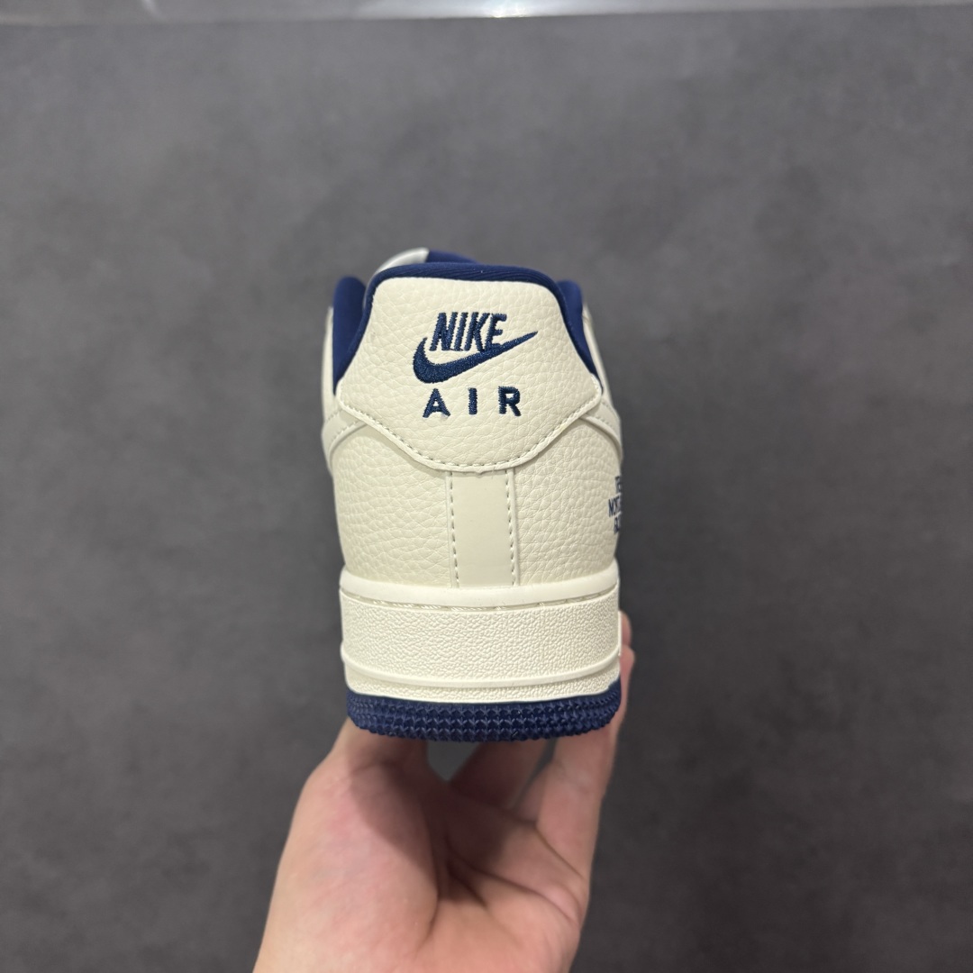 图片[4]-【定制版】Nike Air Force 1 \’07 Low “北面联名——猪八米蓝”空军一号 高端定制 低帮 运动鞋 休闲鞋 折边针车 工艺难度大 原楦头原纸板 原装鞋盒 定制五金配件 内置全掌气垫 原厂鞋底 货号：DF0188-107 尺码：36 36.5 37.5 38 38.5 39 40 40.5 41 42 42.5 43 44 44.5 45 编码：HXSB310320-选品中心