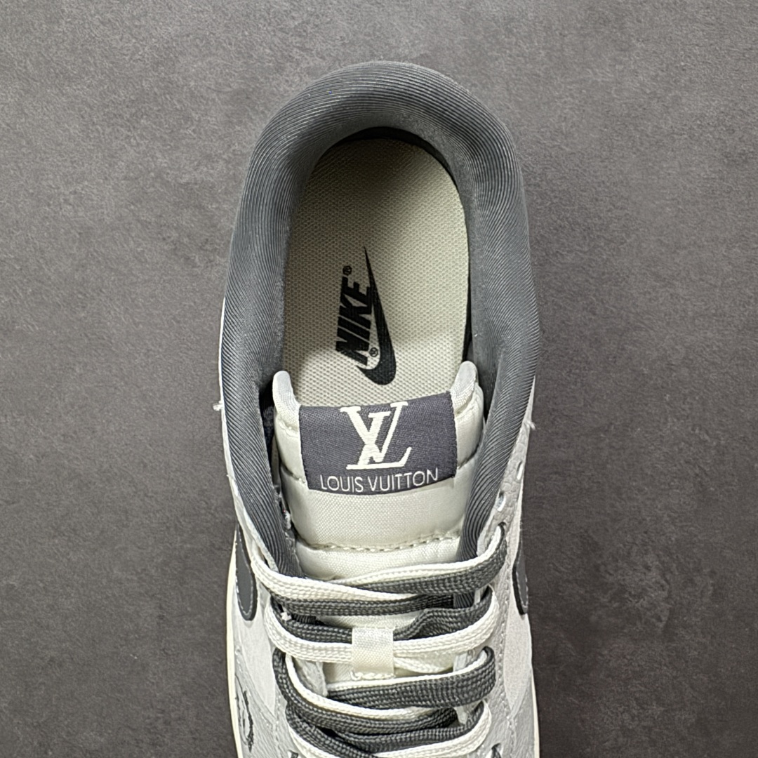 图片[7]-【定制版】Nike SB Dunk Low 联名 石墨灰 高端定制 低帮休闲板鞋 SG6688-006  #定制鞋盒 大厂纯原品质出货 超高清洁度 高级麂皮 皮料切割干净无任何毛边 细节完美   尺码：36 36.5 37.5 38 38.5 39 40 40.5 41 42 42.5 43 44 44.5 45 编码：HXSB330340-选品中心