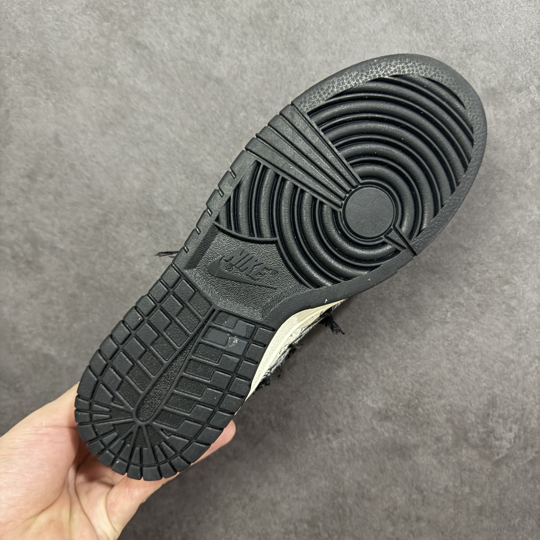 图片[9]-【定制版】Nike SB Dunk Low“LV联名——白黑格子牛仔” 高端定制 低帮休闲板鞋 定制鞋盒 高端防水材料 顶级夜光效 Ortholite鞋垫透气防臭 大厂纯原品质出货 超高清洁度 皮料切割干净无任何毛边 细节完美 货号：YF9511-901 尺码：36 36.5 37.5 38 38.5 39 40 40.5 41 42 42.5 43 44 44.5 45 编码：HXSB330340-选品中心