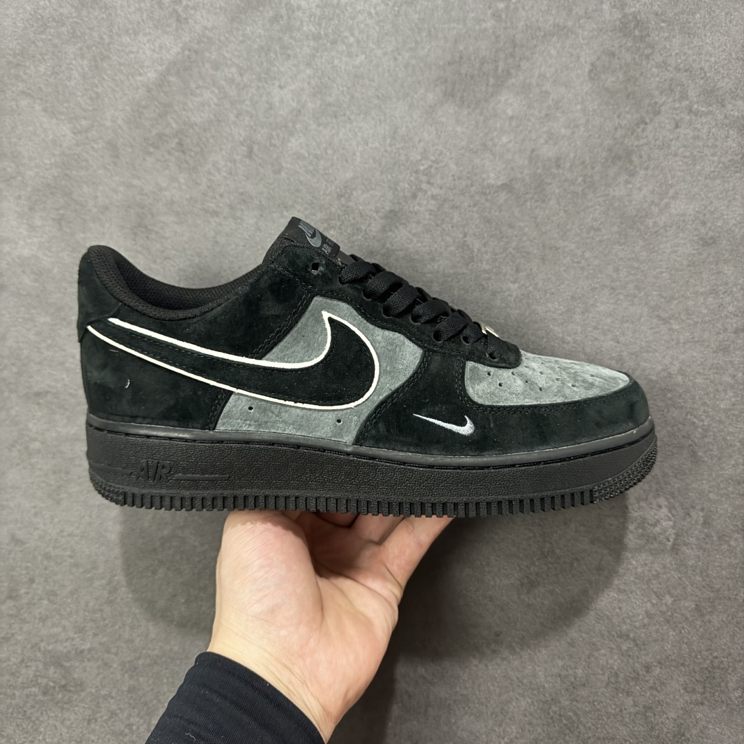【定制版】Nike Air Force 1 07 Low “黑武士”全麂皮 秋冬 空军一号低帮休闲板鞋 定制皮料 原盒原包装 原楦头原纸板 纯正版型 内置全掌气垫 货号：ZH0316-134 尺码：36 36.5 37.5 38 38.5 39 40 40.5 41 42 42.5 43 44 44.5 45 编码：HXSA310320-选品中心