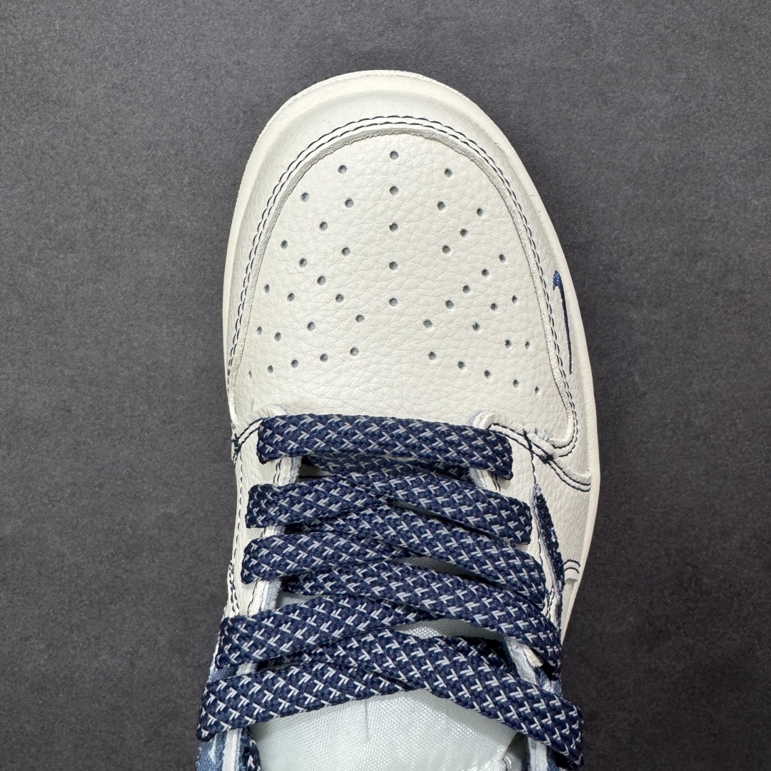 图片[8]-【定制版】高端定制 Travis Scott x Fragment Design x Jordan Air Jordan 1 Low OG SP “路易威登联名——水洗牛仔蓝印花” 高端定制 倒钩三方联名低帮篮球鞋 #定制鞋盒 大厂纯原品质出货 超高清洁度 皮料切割干净无任何毛边 细节完美 货号：XD1979-002 尺码：36 36.5 37.5 38 38.5 39 40 40.5 41 42 42.5 43 44 44.5 45 编码：HXSB330340-选品中心