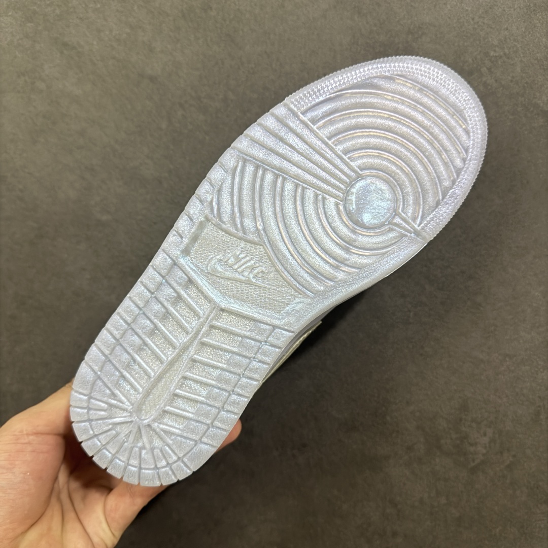 图片[9]-【K版纯原】Air Jordan AJ1 Low 低帮 灰绿 IM5129-010 全新流水线出品 市场第二梯队最强版 全部原鞋开发 原楦原纸板开发 全鞋电脑针车 原厂内置全掌气垫 原盒内在原标 唯一Zp原版鞋带绑法 免检产品 全新2022版型 全头层皮料 完美零毛边处理 原厂配置全掌气垫 价格定位良心 新配色陆续出货 尺码：36-46-选品中心