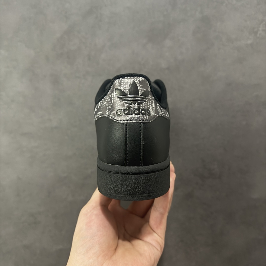 图片[4]-【H11纯原】Adidas Originals Superstar 2 黑纹 采用头层皮革饰片组合粒面牛剖革鞋面材质 2020改良全包围鞋垫 正确2020版鞋底模具及扇贝头盖片 货号：JP6058 尺码：35.5 36 36.5 37 38 38.5 39 40 40.5 41 42 42.5 43 44 44.5 45-选品中心