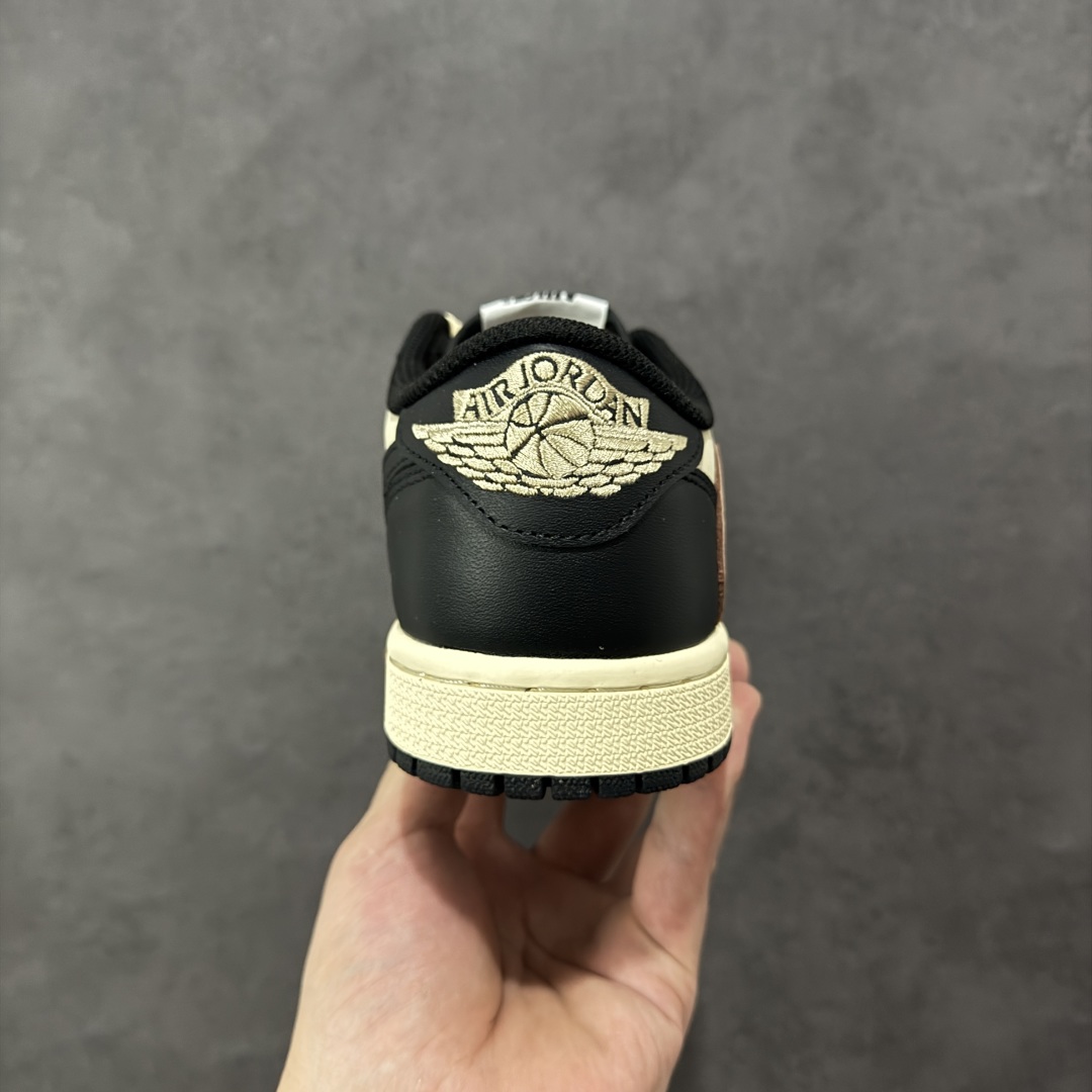 图片[4]-【全头层版】Air Jordan 1 x Travis Scott AJ1 x TS联名 倒钩低帮 DM7866-201 外贸大厂出品 原楦原纸板开发 全鞋电脑针车 原厂内置全掌气垫 原盒原标 免检产品 全头层皮料 完美零毛边处理 尺码：36-47.5-选品中心