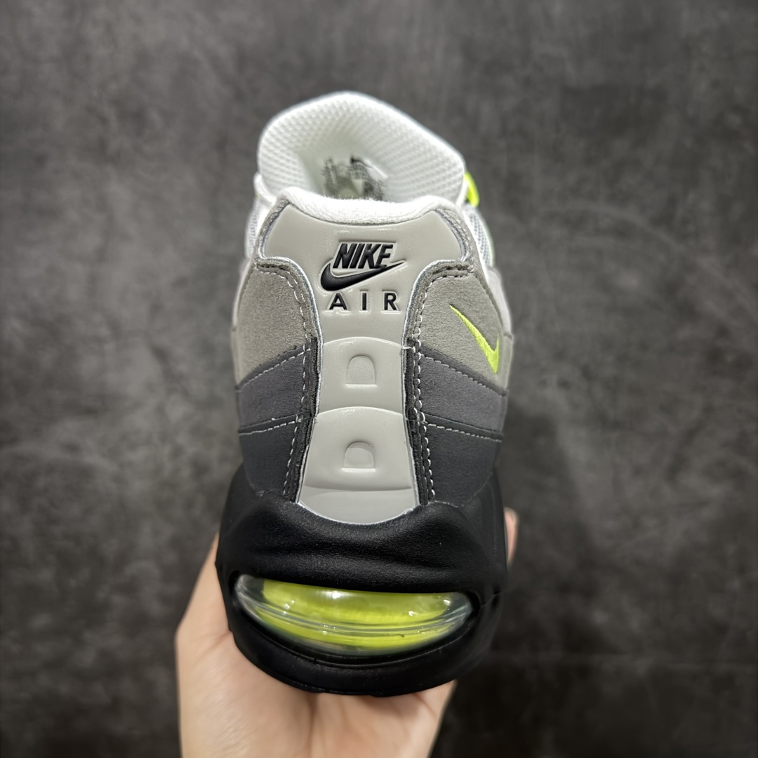 图片[4]-【GX版本】Nike Air Max 95 黑黄(2025)版出货 尺码40-48.5 货号：HM4740-001 注意⚠️区分 新款大底气垫有横磨线 报货备注2025新版 外贸顶级专供 全部配色原鞋原尺码开发生产 极致还原 一眼ZP既视感 多道QC质检   尺码：40 40.5 41 42 42.5 43 44 44.5 45 45.5 46 47.5 48.5-选品中心