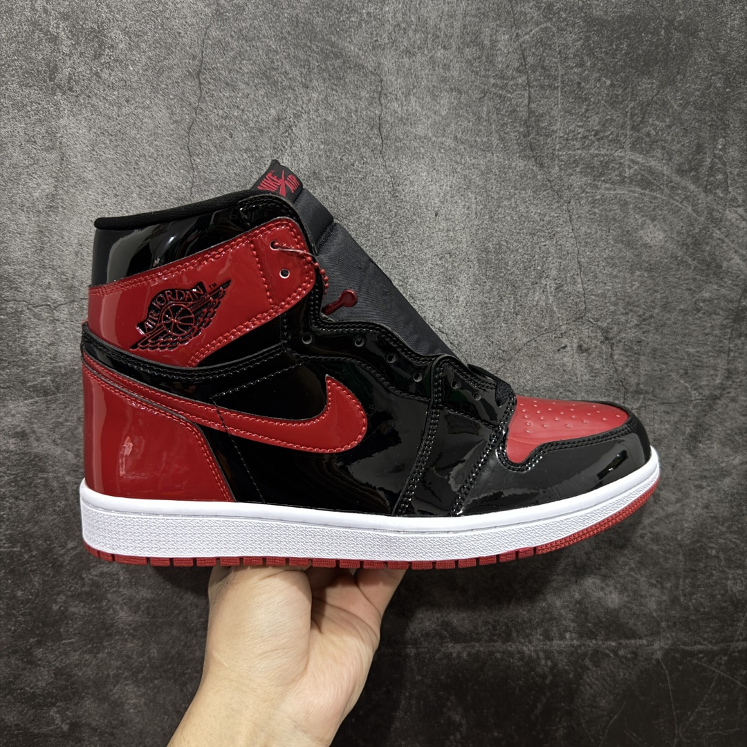 【清远TS版】Nike Air Jordan aj1 Retro High OG 漆皮禁穿黑红 百搭休闲文化运动篮球鞋 口碑AJ大厂出品 全系列原楦原纸板开发 原厂头层皮料加持 原厂定型后跟完美效果 裁片超高清洁度 针车 细节到位 性价比十足💪🏻 货号:555088-063 尺码:36-48.5(半)-选品中心