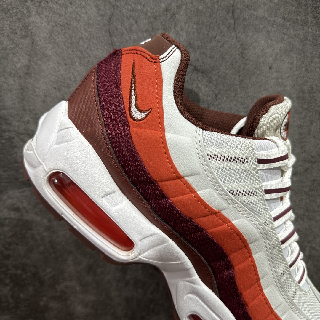 图片[7]-【PE版本】NK Air Max 95 OG 联名复古舒适气垫运动鞋 白红 DM0011-005 全部配色 原鞋开发生产 高度还原 一眼ZP既视感 男女鞋真标半码制 原楦原纸版数据开发 环保进口透气牛皮革材质 高弹EVA缓震中底组合开窗式Air气垫装置 外置防滑耐磨橡胶外底❗ 尺码： 40 40.5 41 42 42.5 43 44 44.5 45 46 47.5-选品中心