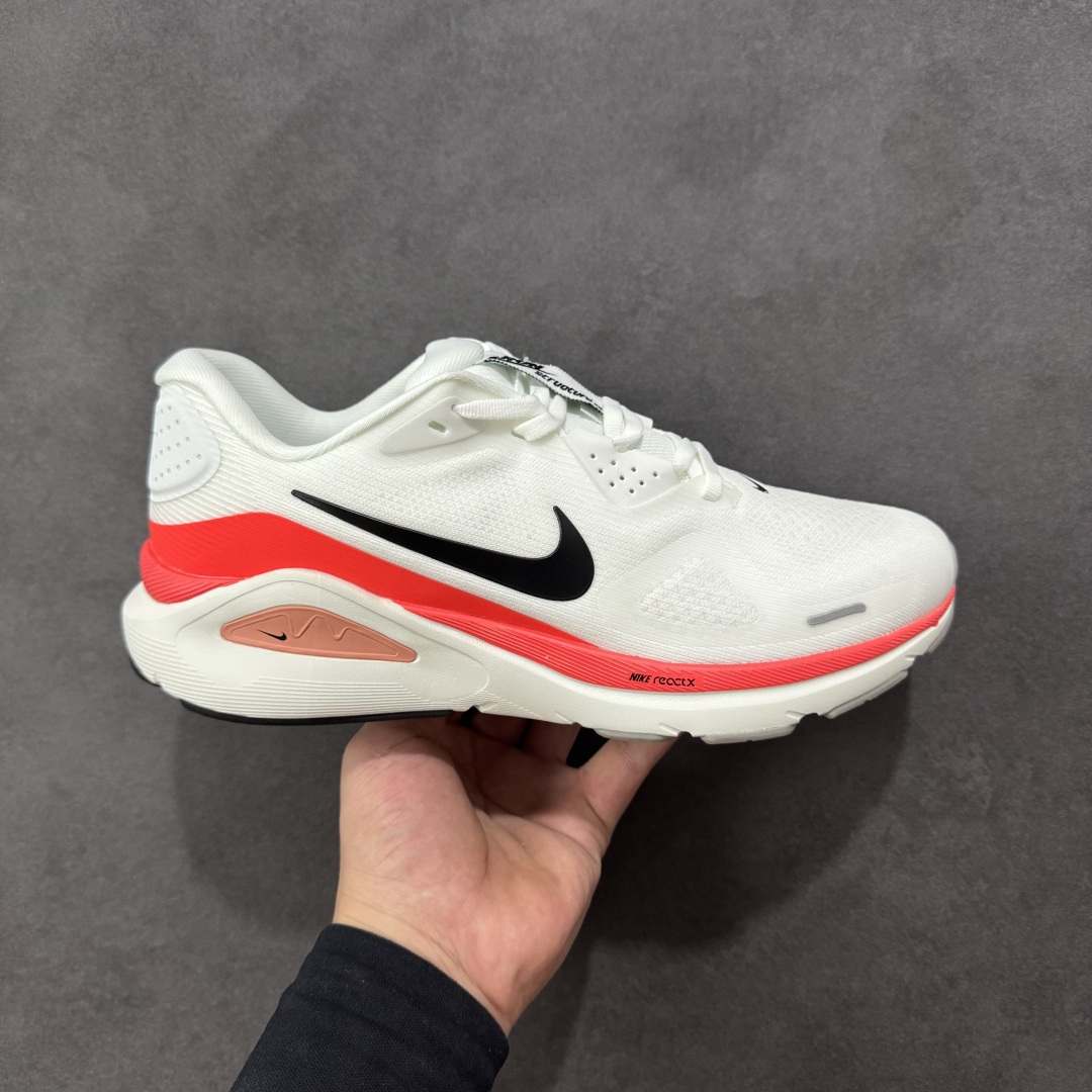 【公司级】Nike Air Zoom Structure 26轻量跑鞋 鞋面采用透气工程网眼材质制作，鞋身整体轻盈舒适透气,鞋子颜色以玫红色为主色调！耐克Logo以黑色搭配，整体颜色非常协调，简约风格，让日穿的穿搭更时尚。前掌搭载Air Zoom气垫，中底采用泡棉减震科技 货号：HJ1101-102 尺码：36 36.5 37.5 38 38.5 39 40 40.5 41 42 42.5 43 44 45 编码：YBB220230-选品中心