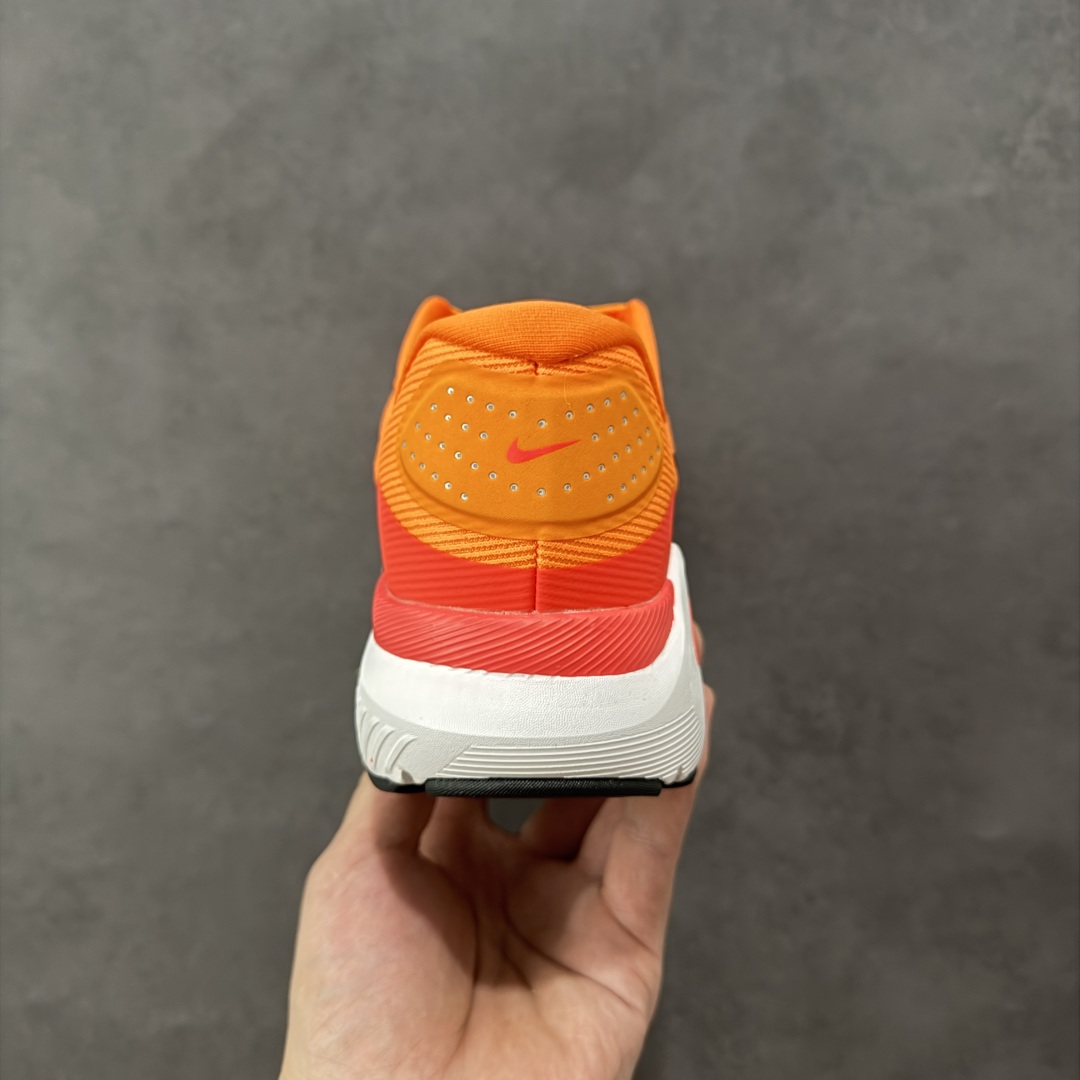 图片[4]-【公司级】Nike Air Zoom Structure 26轻量跑鞋 鞋面采用透气工程网眼材质制作，鞋身整体轻盈舒适透气,鞋子颜色以玫红色为主色调！耐克Logo以黑色搭配，整体颜色非常协调，简约风格，让日穿的穿搭更时尚。前掌搭载Air Zoom气垫，中底采用泡棉减震科技 货号：HJ1101-800 尺码：36 36.5 37.5 38 38.5 39 40 40.5 41 42 42.5 43 44 45 编码：YBB220230-选品中心