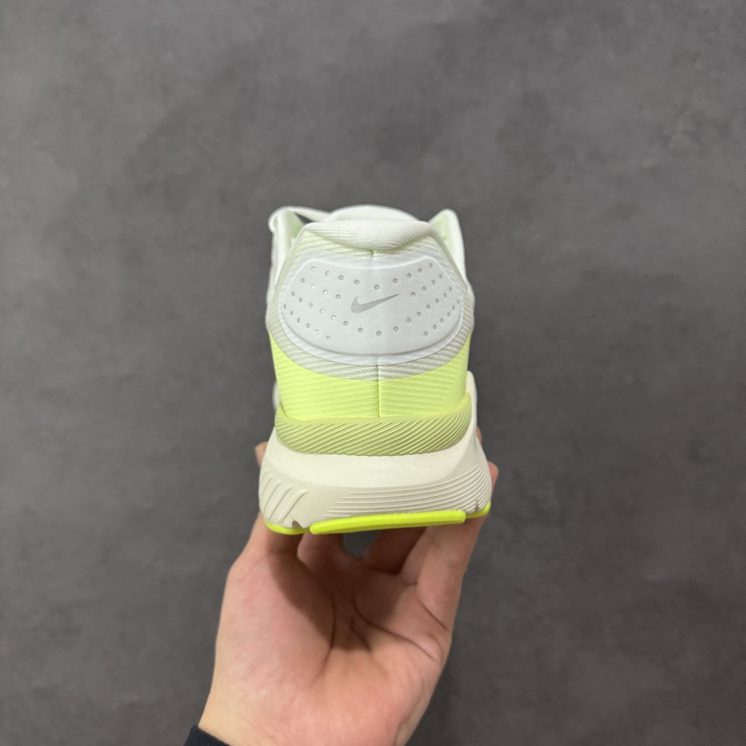 图片[4]-【公司级】Nike Air Zoom Structure 26轻量跑鞋 鞋面采用透气工程网眼材质制作，鞋身整体轻盈舒适透气,鞋子颜色以玫红色为主色调！耐克Logo以黑色搭配，整体颜色非常协调，简约风格，让日穿的穿搭更时尚。前掌搭载Air Zoom气垫，中底采用泡棉减震科技 货号：HJ1101-103 尺码：36 36.5 37.5 38 38.5 39 40 40.5 41 42 42.5 43 44 45 编码：YBB220230-选品中心