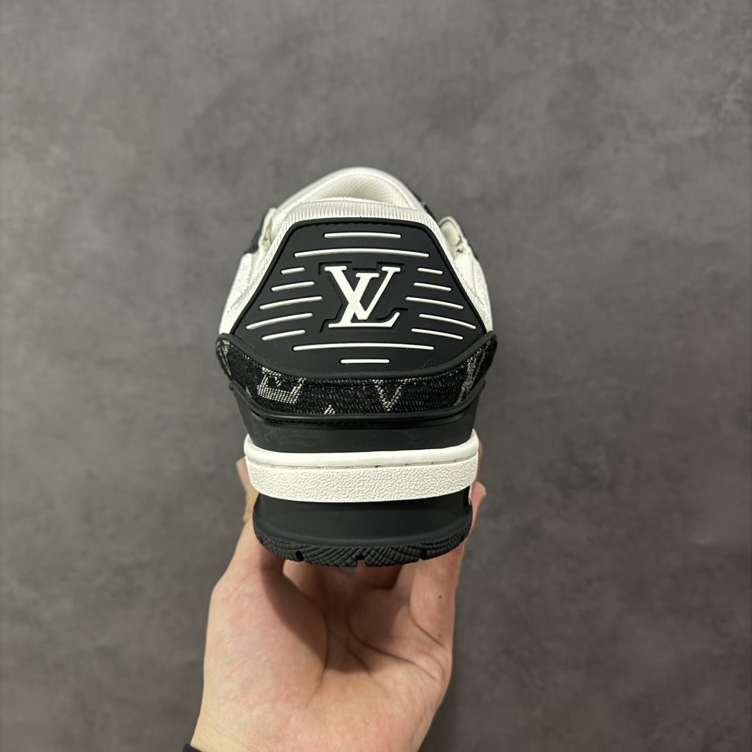 图片[4]-【GQ福利】LV Trainer 系列 经典低帮系带休闲运动百搭板鞋 原包装 原产高性价比 采用皮革鞋面材质 内里小羊皮打造及去味海玻璃脚垫，空胶工艺，外置耐磨橡胶大底 外贸客订回流 白菜价跑量 尺码：36-46-选品中心