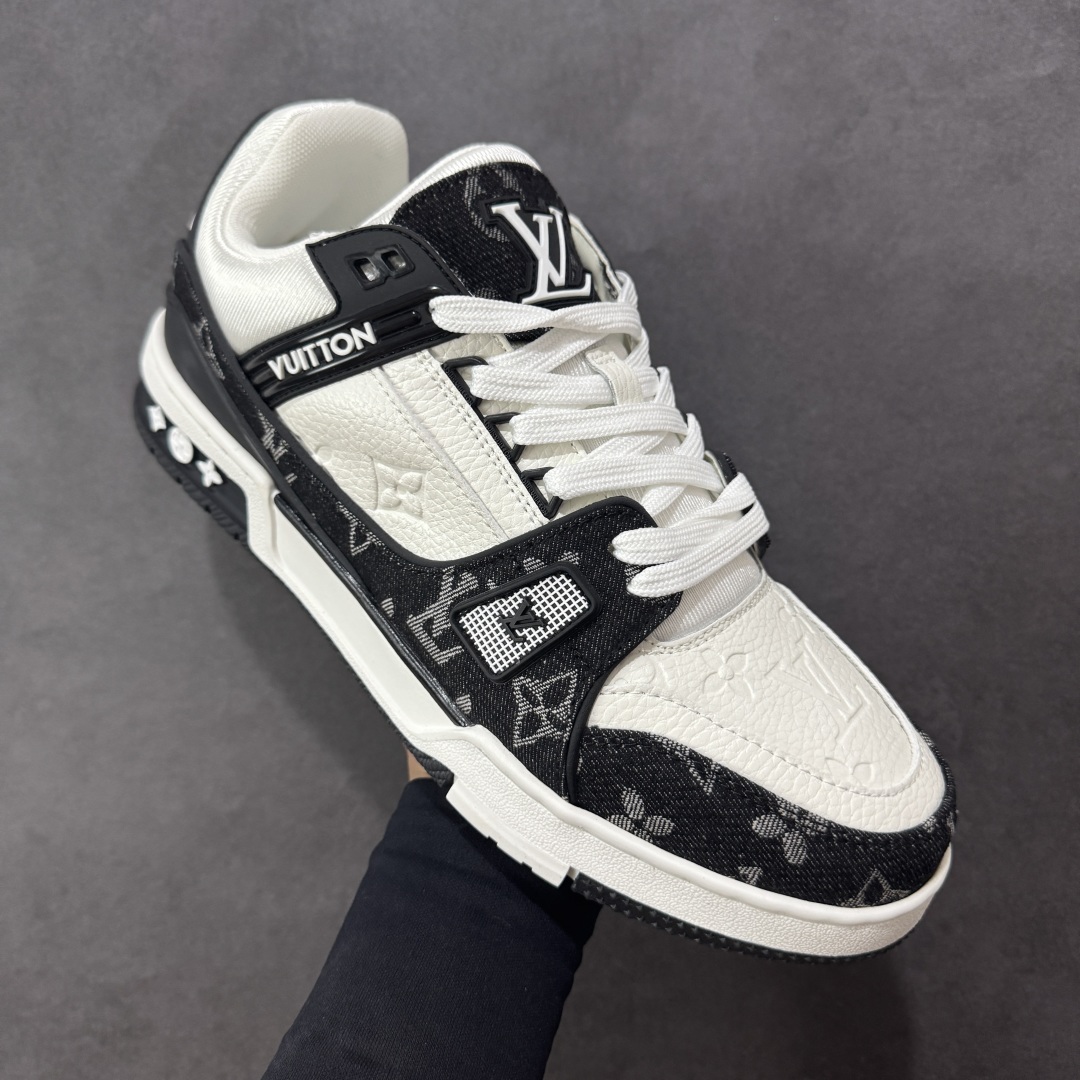 图片[3]-【GQ福利】LV Trainer 系列 经典低帮系带休闲运动百搭板鞋 原包装 原产高性价比 采用皮革鞋面材质 内里小羊皮打造及去味海玻璃脚垫，空胶工艺，外置耐磨橡胶大底 外贸客订回流 白菜价跑量 尺码：36-46-选品中心