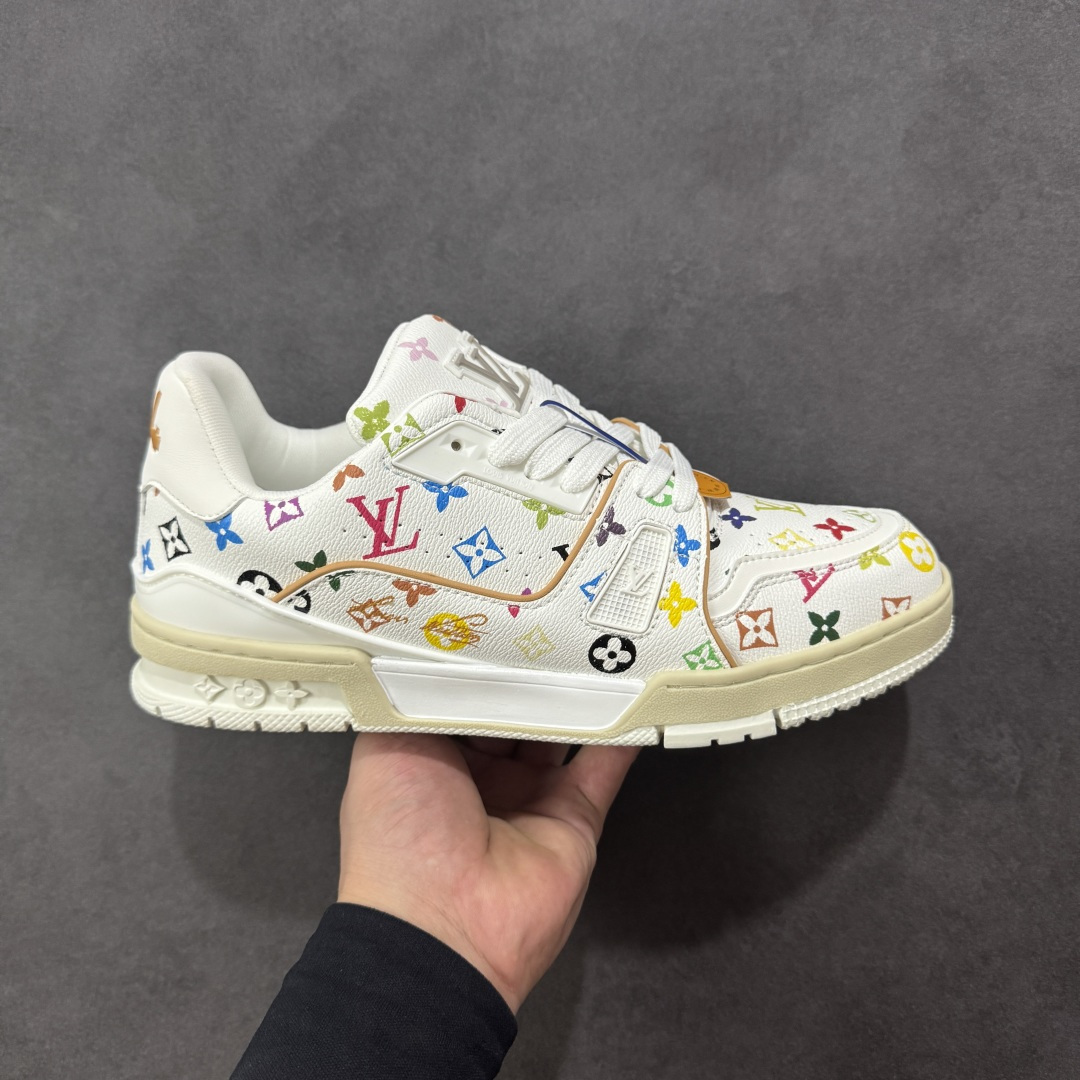 图片[9]-【GQ福利】LV Trainer 系列 经典低帮系带休闲运动百搭板鞋 原包装 原产高性价比 采用皮革鞋面材质 内里小羊皮打造及去味海玻璃脚垫，空胶工艺，外置耐磨橡胶大底 外贸客订回流 白菜价跑量 尺码：36-46-选品中心