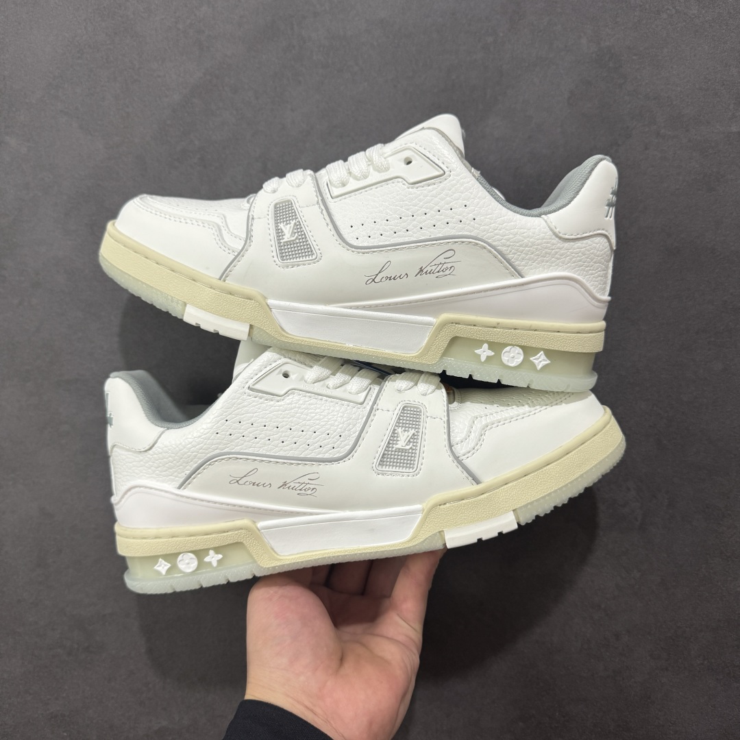 图片[10]-【GQ福利】LV Trainer 系列 经典低帮系带休闲运动百搭板鞋 原包装 原产高性价比 采用皮革鞋面材质 内里小羊皮打造及去味海玻璃脚垫，空胶工艺，外置耐磨橡胶大底 外贸客订回流 白菜价跑量 尺码：36-46-选品中心