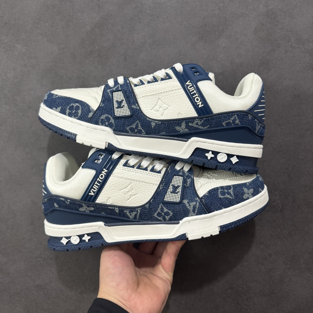 图片[12]-【GQ福利】LV Trainer 系列 经典低帮系带休闲运动百搭板鞋 原包装 原产高性价比 采用皮革鞋面材质 内里小羊皮打造及去味海玻璃脚垫，空胶工艺，外置耐磨橡胶大底 外贸客订回流 白菜价跑量 尺码：36-46-选品中心