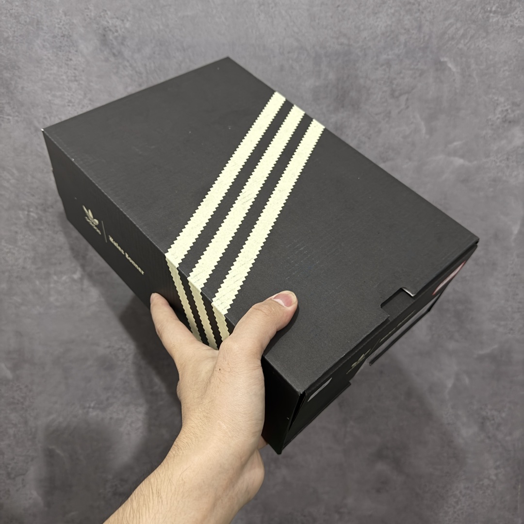 图片[6]-【纯原版】Adidas Originals x Wales Bonner Jabbar JR0271 阿迪时尚舒适低帮休闲板鞋 渠道正品订单 诠释市场最高工艺水平 贝壳头经典小白板鞋 专柜上架同步配色 全鞋进口头层皮料打造。区别市面普通真标版本，进出专柜无压力   尺码：35 36 36.5 37 38 38.5 39 40 40.5 41 42 42.5 43 44 45-选品中心