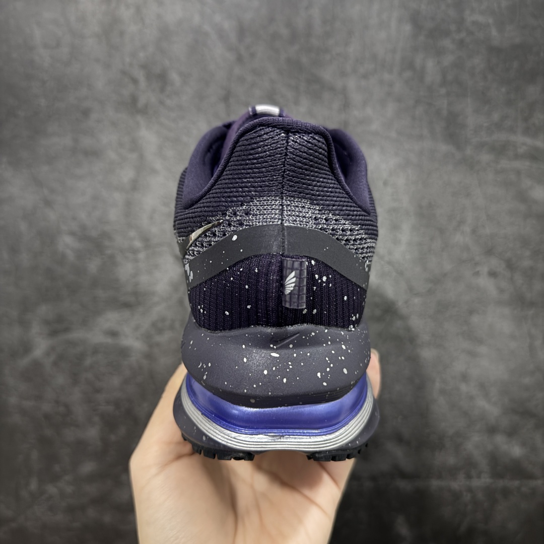 图片[4]-【S版纯原】Nike Pegasus Premium Airscape 舒适百搭减震防滑耐磨透气 低帮跑步鞋 深绿泼墨 IH0861-500    低帮跑步鞋，简约又不失活力，上脚超吸睛。  它不仅颜值高，性能更是一绝！  全掌气垫科技，减震防滑超耐磨，每一步都能感受到强劲回弹，给双脚舒适支撑。  透气鞋面，跑步时双脚也能自由呼吸。    #独家原包 原底原料 开模打造  #原厂鞋标 高精密准度  #原楦原纸板开发 匹配原版98%以上  #后跟弧度 正确呈现  #原厂皮料 质感无敌  #皮料切割干净 无任何毛边 清洁度细节完美    尺码：35.5-46-选品中心