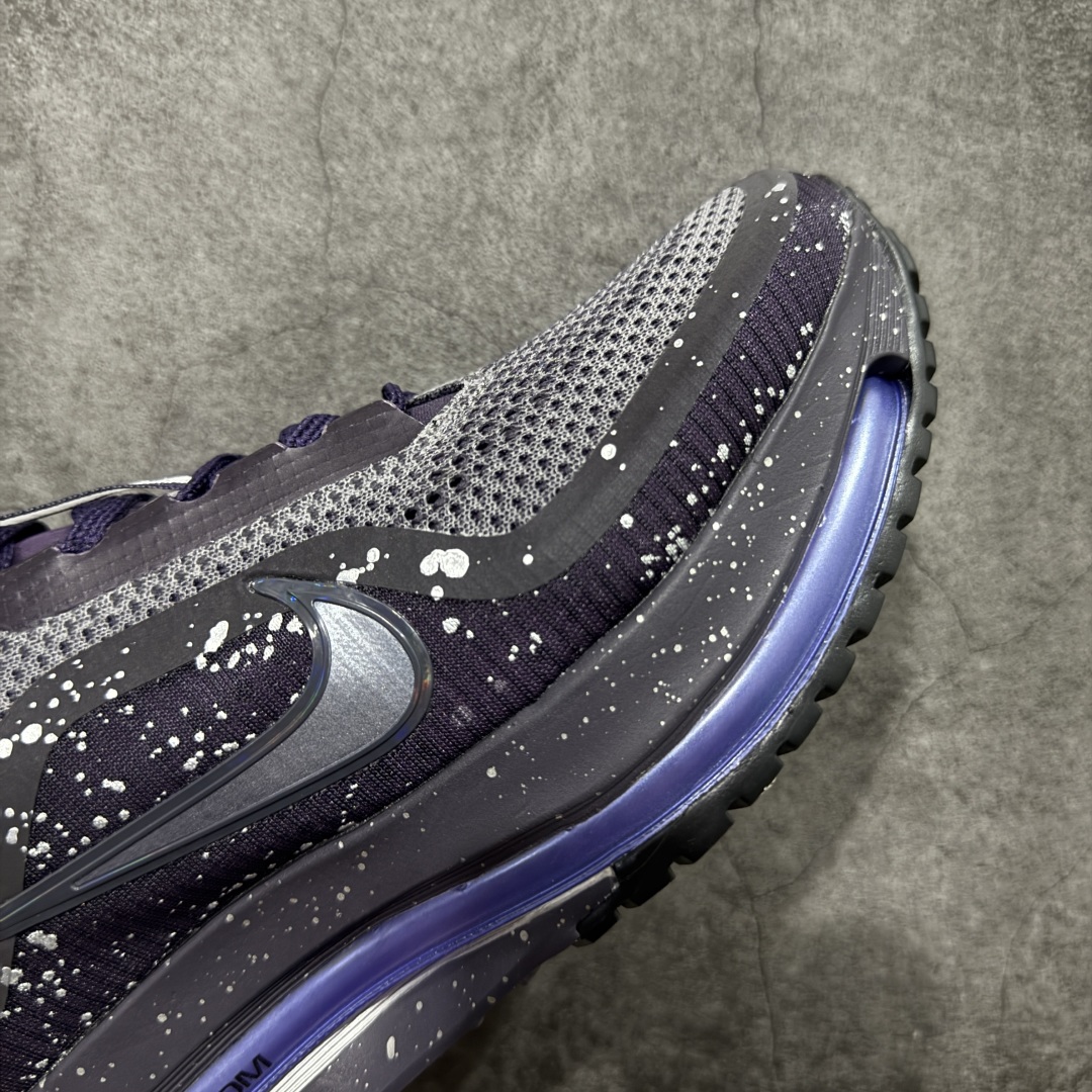 图片[6]-【S版纯原】Nike Pegasus Premium Airscape 舒适百搭减震防滑耐磨透气 低帮跑步鞋 深绿泼墨 IH0861-500    低帮跑步鞋，简约又不失活力，上脚超吸睛。  它不仅颜值高，性能更是一绝！  全掌气垫科技，减震防滑超耐磨，每一步都能感受到强劲回弹，给双脚舒适支撑。  透气鞋面，跑步时双脚也能自由呼吸。    #独家原包 原底原料 开模打造  #原厂鞋标 高精密准度  #原楦原纸板开发 匹配原版98%以上  #后跟弧度 正确呈现  #原厂皮料 质感无敌  #皮料切割干净 无任何毛边 清洁度细节完美    尺码：35.5-46-选品中心