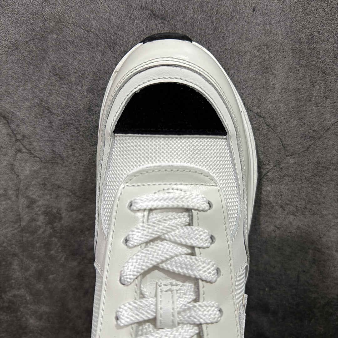 图片[5]-【莞顶礼盒版】CHANEL香奈儿25K 高跟运动鞋 全套官方统一礼盒顶级包装‼️ 拼色熊猫鞋必备爆款超级耐看，粗跟稳步增高 跟高4公分 秒变大长腿🦵 #运动休闲鞋 #老爹鞋 #厚底休闲鞋 #小香 #情侣老爹鞋 #休闲鞋穿搭 #香奈儿鞋 #chanel鞋 #运动鞋 #熊猫鞋 采用鞋面进口拼色小牛皮 内里进口透气网 大底采用TPU耐磨 颜色：黑色 白色 尺码：35 36 37 38 39 40-选品中心