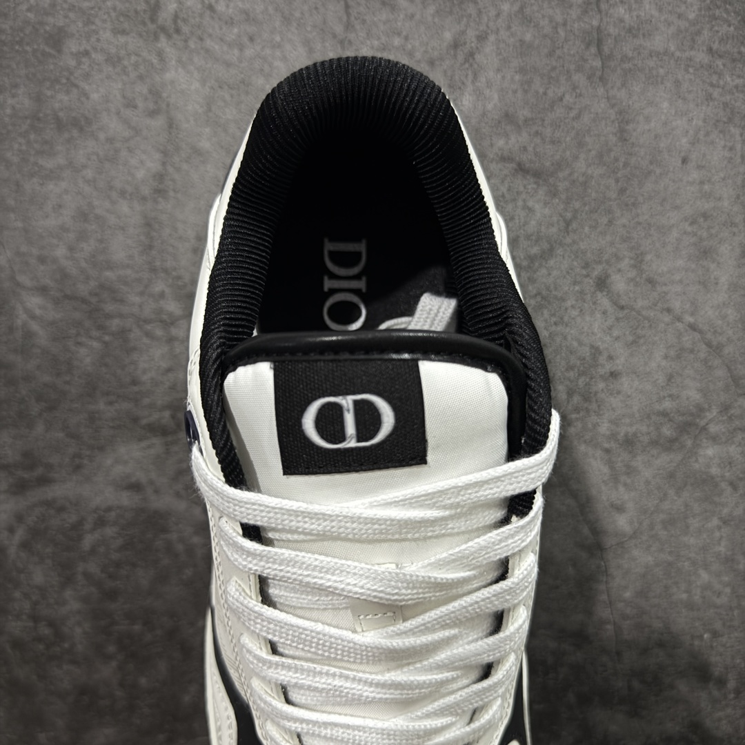 图片[8]-【莞产礼盒版】2025s Dior迪奥B27系列市面顶级版本出货‼ 全新礼盒包装版本 市面为数不多的“真正原鞋拆解开发”选材耗时就半个多月 进口原厂皮料 无色差细节拉满 敢与AJ大迪奥相媲美，由意大利工坊匠心打造，黄俊捷、林一等各大明星、网红博主争先上脚且全国各大专柜一鞋难求💥鞋面牛皮拼接D印花LOGO✔内里进口网布、TPU大底以别具一格的立体效果，展现摩登优雅格调，高街潮流搭配必备潮品。 码数39-45-选品中心