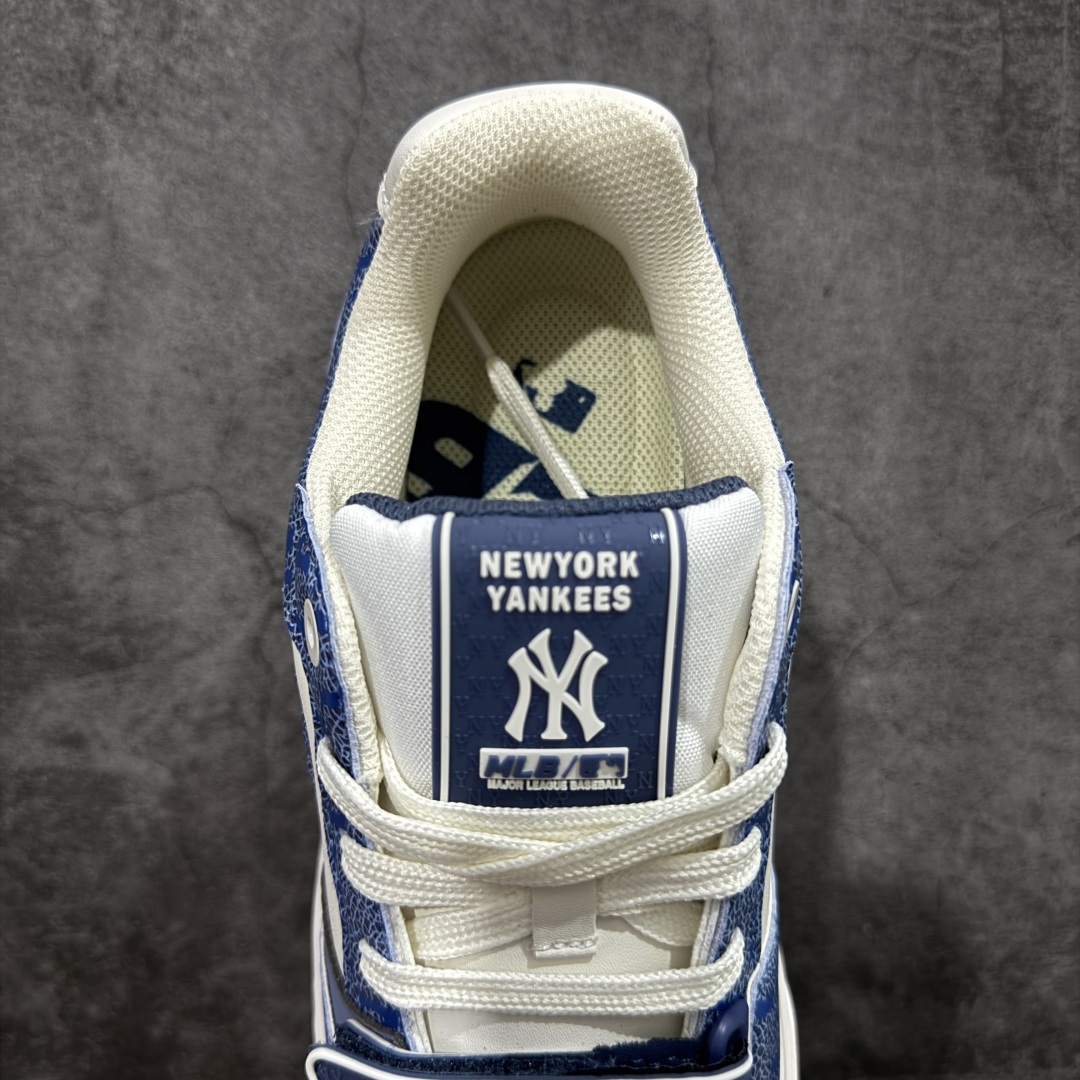图片[8]-【纯原M版】MLB Chunky Liner Basic NY复古印花学长鞋系列低帮轻量增高厚底百搭休闲运动慢跑鞋板鞋 Korea韩国联名NY美国榄球纽约洋基队限定 韩国代购专供 顶级品质 MLB专用菱形双针中底布 重点细节中底布带注胶孔 原盒原标 全套原楦原纸板原厂数据开发 中韩文保养标贴 绿色防霉片 平台代购专供 独家一比一RB+MD组合大底 高频后跟小人Logo精准对位立体饱满 正确网布加超迁鞋面 转印中底走线紧密 转印Logo工艺表层防刮不掉色 尺码：35 36 36.5 37.5 38 38.5 39 40 40.5 41 42 42.5 43 44 44.5 45-选品中心