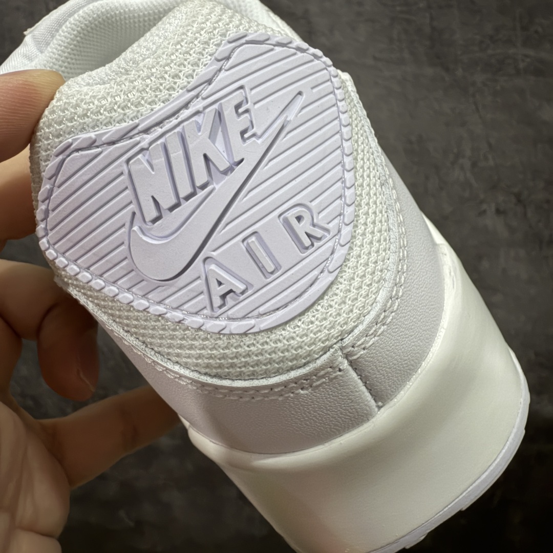 图片[2]-【顶级芯片版】Nike Air Max 90 舒适 复古 合成革减震防滑透气 低帮 休闲跑步鞋 全白纯白 CN8490-100 鞋舌标可扫码 海外欧州过验版 原纸版原楦头 顶级90款问市 开发数月 原版开发 多道QC质检 鞋型完美复刻 原厂级别工艺 正确色卡 正确气垫蓝光 正确大底 独家私模 采用进口头层牛皮拼接 定位高端市场 行业标杆工艺 尺码：40 40.5 41 42 42.5 43 44 44.5 45 46-选品中心