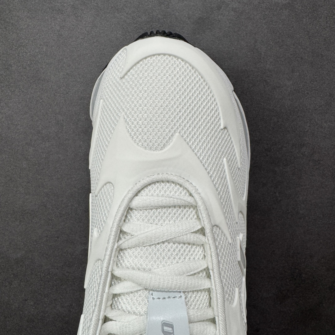 图片[8]-【公司级】New Balance 新百伦 NB20005 网面休闲跑步鞋 复古还要机能，NB官方重磅新品。一款融合复古设计与现代科技的跑鞋，以其经典的造型和舒适脚感，成为2025年复古潮流爱好的推荐单品。 极具视觉冲击力的5根ABZORB单元，以及无缝鞋面的设计，加上3M反光材质的装饰，比之前推出的9060系列更夸张，更具未来感。 货号：U20005UC 尺码：36-45-选品中心