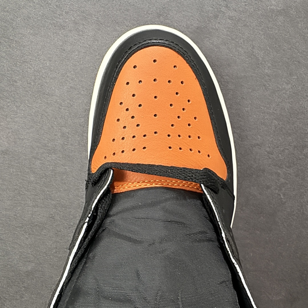 图片[8]-【H11版本】耐克Nike Air Jordan 1 Retro High OG\”Shattered Backboard 2025\”AJ1代经典复古经典高帮百搭文化篮球鞋“黑橙扣碎篮板2025”DZ5485-008 公司级真标半码制#原档案原数据开发版型#采用荔枝纹头层皮革鞋面材质#原厂立体填充鞋舌海绵#中底注胶孔及缜密中底拉帮工艺#原数据开发模具大底 尺码：35.5 36 36.5 37.5 38 38.5 39 40 40.5 41 42 42.5 43 44 44.5 45 46 47.5 编码：H1B290300-选品中心