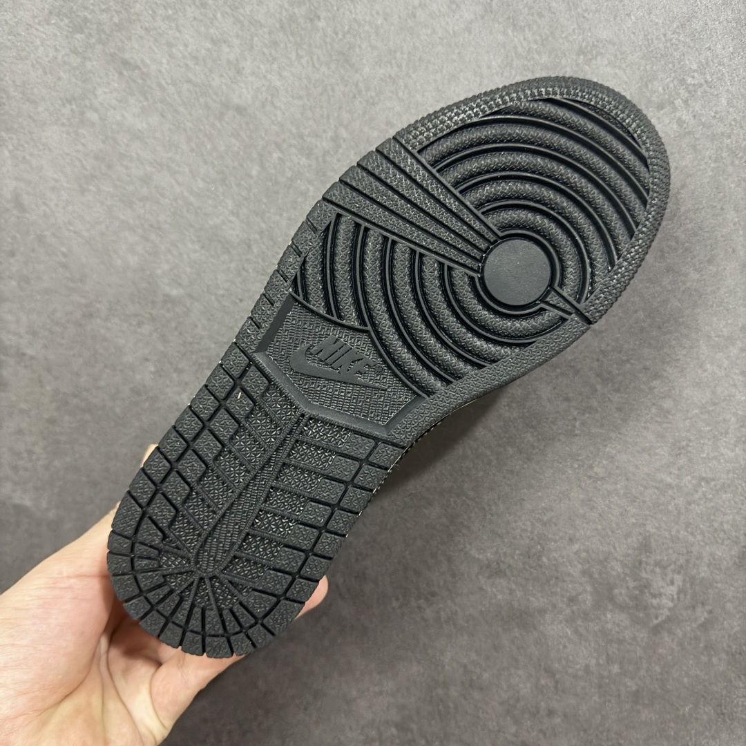 图片[9]-【定制版】Nike Jordan Air Jordan 1 “NIKE联名——飞人米黑勾” 高端定制 乔丹低帮休闲板鞋 大厂纯原品质出货 纯正版型 定制鞋盒 皮料切割干净无任何毛边 细节完美 超高清洁度 货号：DD7866-105 尺码：36 36.5 37.5 38 38.5 39 40 40.5 41 42 42.5 43 44 44.5 45-选品中心