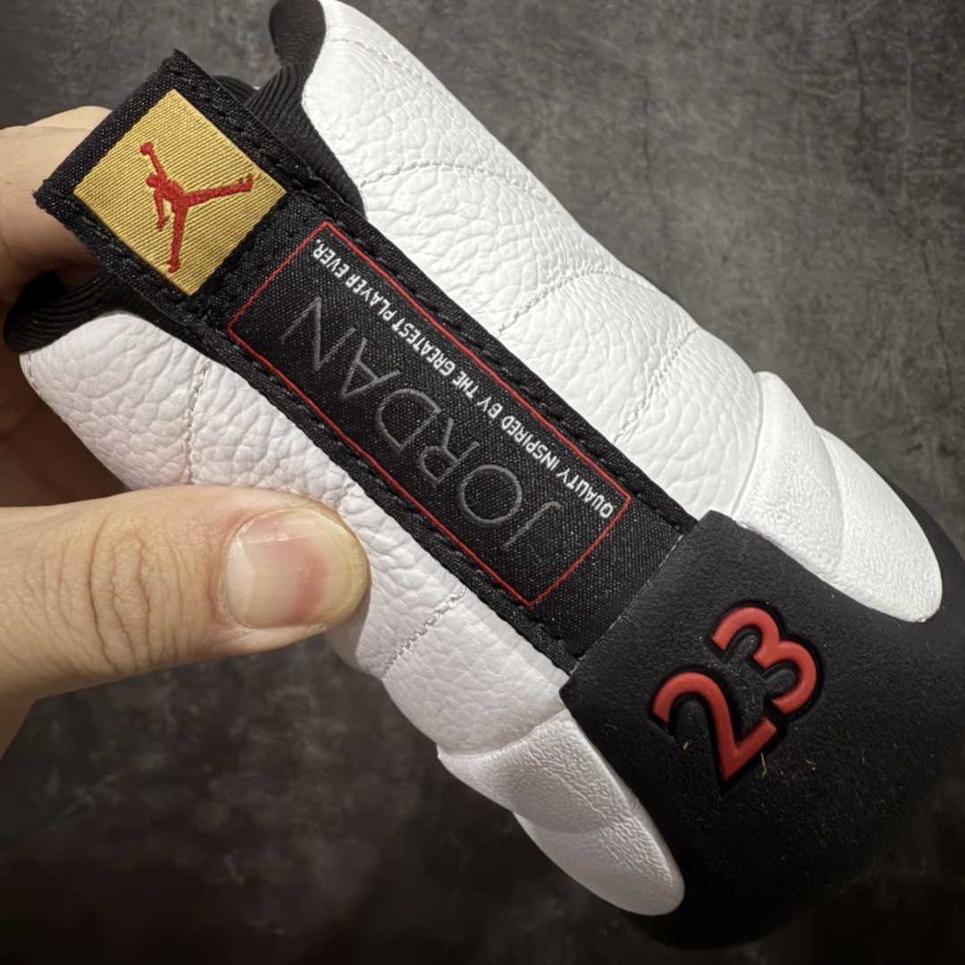图片[2]-【顶级外贸版】Air Jordan AJ12 Retro 黑白金扣 CT8013-117 正确版本 原楦原纸板开发 原汁原味12代鞋型 进口原厂皮料 真碳板 原装材料 原厂定制金属扣 原厂电绣 细节到位 尺码：40 40.5 41 42 42.5 43 44 44.5 45 45.5 46 47.5-选品中心