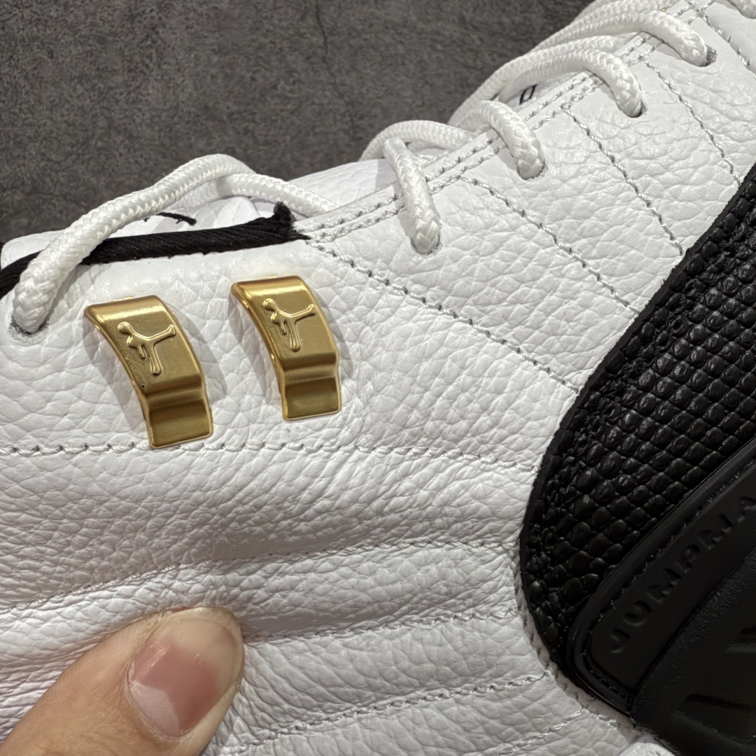 图片[4]-【顶级外贸版】Air Jordan AJ12 Retro 黑白金扣 CT8013-117 正确版本 原楦原纸板开发 原汁原味12代鞋型 进口原厂皮料 真碳板 原装材料 原厂定制金属扣 原厂电绣 细节到位 尺码：40 40.5 41 42 42.5 43 44 44.5 45 45.5 46 47.5-选品中心