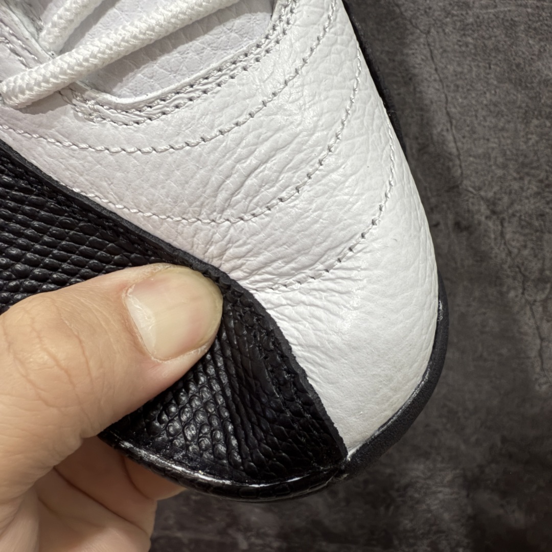 图片[5]-【顶级外贸版】Air Jordan AJ12 Retro 黑白金扣 CT8013-117 正确版本 原楦原纸板开发 原汁原味12代鞋型 进口原厂皮料 真碳板 原装材料 原厂定制金属扣 原厂电绣 细节到位 尺码：40 40.5 41 42 42.5 43 44 44.5 45 45.5 46 47.5-选品中心