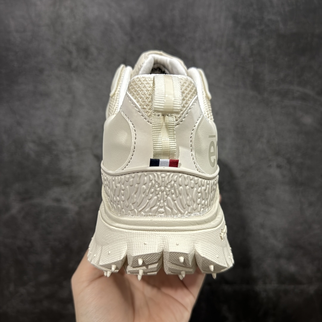 图片[4]-【GX版】Moncler Trailgrip Gore-Tex 蒙口越野旅行系列低帮厚底轻量户外登山运动鞋 盟可睐MONCLER TRAILGRIP 鞋履新季系列 前卫设计碰撞实用科技 轻盈面料无惧炎热夏季 Trailgrip运动鞋作为盟可睐Moncler的秋冬新作横空出世 融蕴品牌山地基因 运用科技前沿技术 征服野外复杂地形 醒目的胎纹设计搭配弧形橡胶鞋头 确保经久耐穿 为山野探险与都市畅游提供高效防护 Trailgrip 2023春夏系列将在既有的实用性基础之上 推出全新配色 并采用更轻材质 尺码：36-46-选品中心