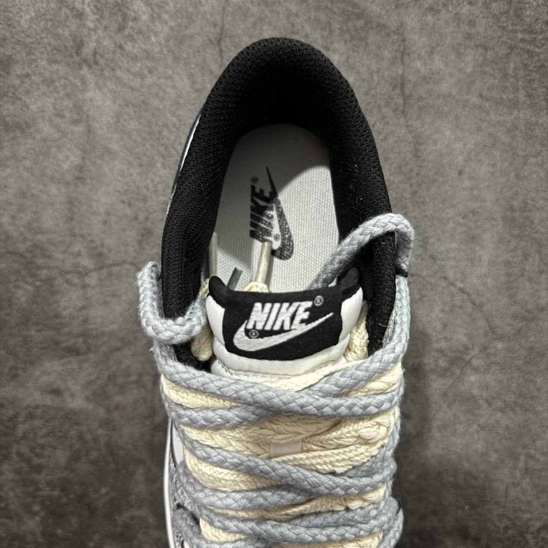 图片[8]-【定制K版】NK Dunk Low DD1391-100 弑影灵契限定 绑带 定制系列天花板 无原鞋不开发 全系列得物原鞋一比一校对开发 配色持续更新中 全套原厂楦头原纸板数据档案倾力打造 原汁原味莞产 极致还原 圈内最强针车工艺 高端零售指定版 广东原厂配套原盒原标 鞋盒分三个尺码段 原厂冲刀 超高清洁度 全鞋零毛边皮料切割 采用原厂百宏鞋带以及原厂百宏织唛舌标 内标可供原厂几率过验 进口原装条纹中底布 四线拉帮白色点胶 原厂拉帮手法遵循公司 原厂电绣 极致还原 尺码：36 36.5 37.5 38 38.5 39 40 40.5 41 42 42.5 43 44 44.5 45 46-选品中心