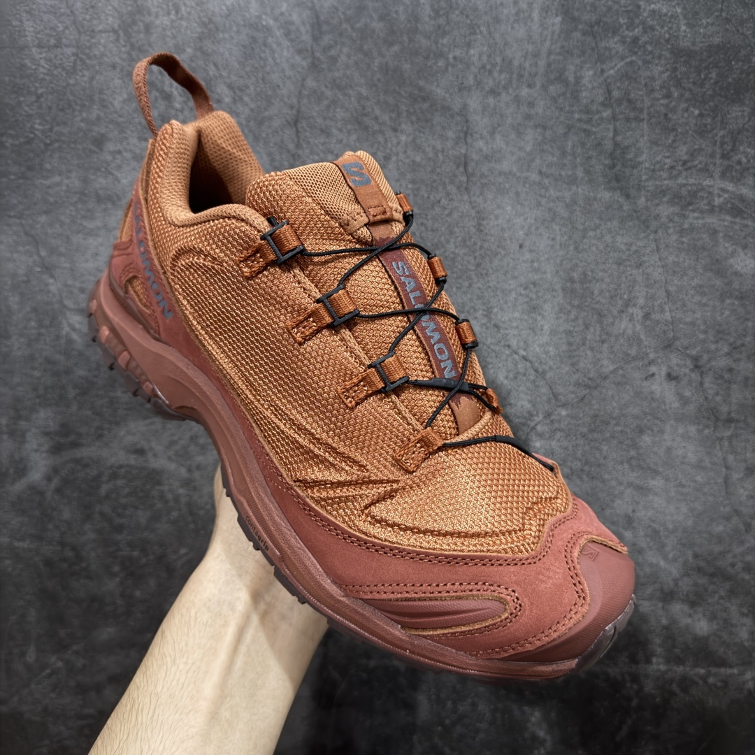 图片[3]-【绿x版】Salomon萨洛蒙2025秋冬新款XA pro 3D JEONG LI 系列新色系跑步鞋休闲运动鞋 479615 中底搭载全掌玻璃纤维能量板和超厚弹性泡沫中底，跑动时推进力十足，缓震回馈很强，日常通勤或训练都很稳 鞋身长毛牛猄皮面设计，内层材质透气网面 穿着舒适度好 原版材质 原版大底 尺码：36-46.5-选品中心