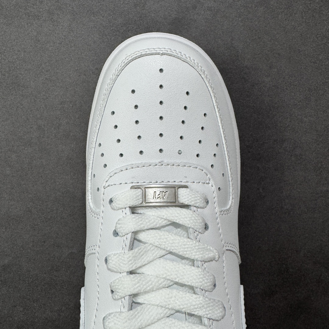 图片[8]-福利特价【GQ福利】Nike Air Force 1 Low 空军一号低帮运动休闲板鞋 原楦头原纸板 打造纯正空军版型 专注外贸渠道 全掌内置蜂窝气垫 原盒配件 原厂中底钢印、拉帮完美 尺码：36 36.5 37.5 38 38.5 39 40 40.5 41 42 42.5 43 44 44.5 45 编码：GQA160170-选品中心