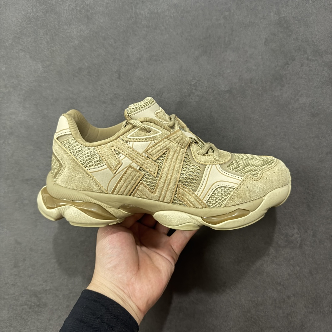 【公司级】Onitsuka Tiger鬼塚虎 ULTI RS TIGRUN 时尚百搭 耐磨 低帮运动休闲鞋 全新ICON LOGO 采用特色网布和皮革的异材质拼接 轻量且富有弹性的材质 赋予双脚弹跳般的穿着感 前掌与后跟两处可视化GEL胶 提升缓震性能 外置TRUSSTIC中桥 增强稳定性 流线型鞋底融入了品牌象征的老虎图案 带来强烈的视觉冲击 兼顾弯曲性与缓震 从1980至2000年代的跑鞋中汲取灵感 将弹性脚感与时尚设计巧妙融合 成为都市风格穿搭的理想之选 货号：1183C478-200 尺码：36-46带半码-选品中心