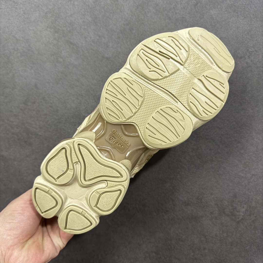 图片[9]-【公司级】Onitsuka Tiger鬼塚虎 ULTI RS TIGRUN 时尚百搭 耐磨 低帮运动休闲鞋 全新ICON LOGO 采用特色网布和皮革的异材质拼接 轻量且富有弹性的材质 赋予双脚弹跳般的穿着感 前掌与后跟两处可视化GEL胶 提升缓震性能 外置TRUSSTIC中桥 增强稳定性 流线型鞋底融入了品牌象征的老虎图案 带来强烈的视觉冲击 兼顾弯曲性与缓震 从1980至2000年代的跑鞋中汲取灵感 将弹性脚感与时尚设计巧妙融合 成为都市风格穿搭的理想之选 货号：1183C478-200 尺码：36-46带半码-选品中心