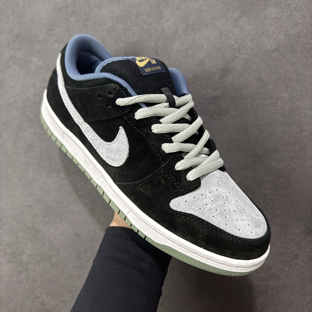 图片[3]-【公司级】Nike Dunk SB \”Dust Noir\” 星际探索 灰色 此款以简约大方的造型设计，给人以随性休闲的时尚格调，穿着舒适轻便，运动灵活自如，满足日常个性穿搭。 货号： HF3063-002 尺码： 36 36.5 37.5 38 38.5 39 40 40.5 41 42 42.5 43 44 44.5 45 45.5 46 编码：YBB260270-选品中心