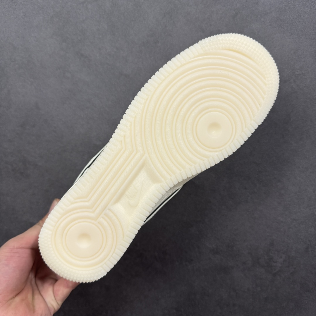 图片[9]-【定制版】Nike Air Force 1\’07 Low 米黑兔八哥水晶底 空军一号低帮休闲板鞋 SM6668-115  #原楦头原纸板 原装鞋盒 定制五金配件 内置全掌气垫 原厂鞋底  尺码：36 36.5 37.5 38 38.5 39 40 40.5 41 42 42.5 43 44 44.5 45 编码：HXSB310320-选品中心