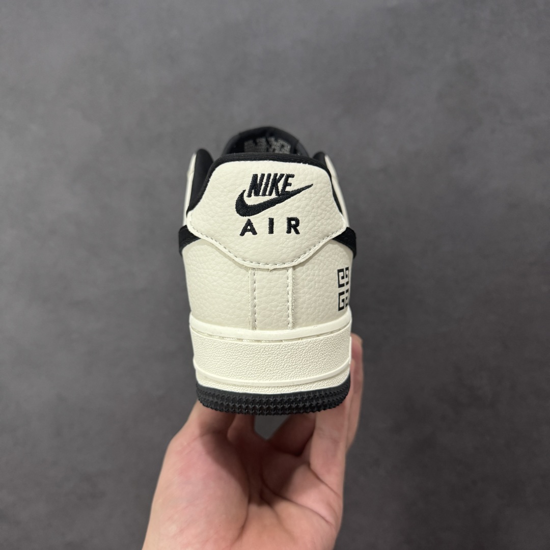 图片[4]-【定制版】Nike Air Force 1\’07 Low 纪梵希联名 印字米黑勾 空军一号低帮休闲板鞋 KJ1688-021  #原楦头原纸板 原装鞋盒 定制五金配件 内置全掌气垫 原厂鞋底  尺码：36 36.5 37.5 38 38.5 39 40 40.5 41 42 42.5 43 44 44.5 45 编码：HXSB310320-选品中心