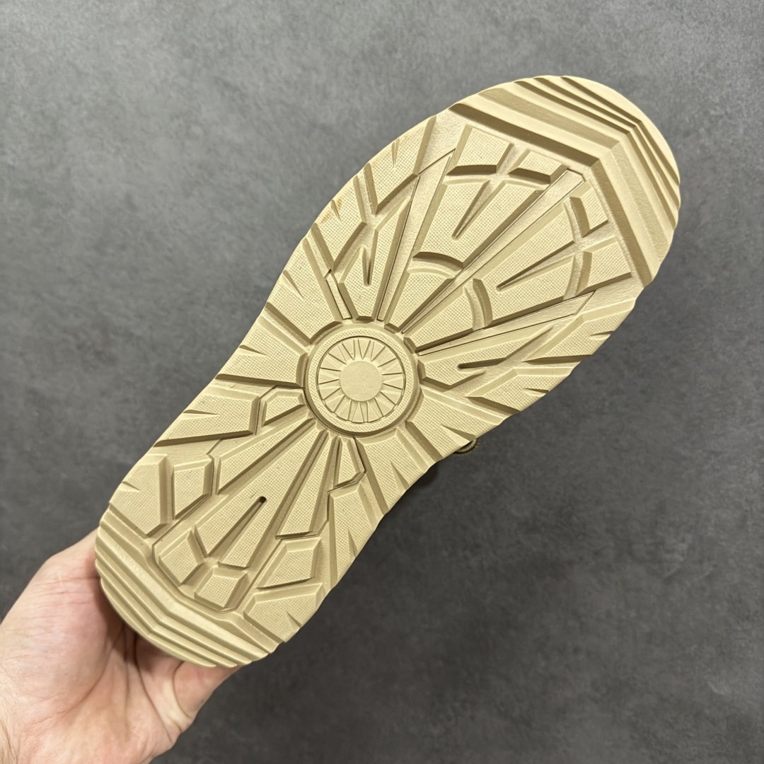 图片[9]-【广东纯原】UGG Tasman Weather Hybrid U9806 塔斯曼混合系列中帮轻量休闲马丁靴 户外中帮休闲马丁靴雪地靴系列 #广东大厂品质 秋冬新款 时尚潮流搭配 面料釆用意大利进口磨砂牛皮 全鞋真牛皮材料 大底到五金都是代工厂原材料制作 好货不杀猪 首单质量严格把控 全套官网统一包装 今年冬季防寒户外专用产品 日常随意搭配 型男必备‼ 尺码：39 40 41 42 43 44 编码：TLB310320-选品中心