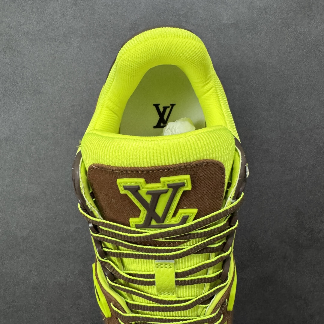 图片[7]-【广东纯原版本】LV Run Away 运动鞋 拼接 Epi 牛皮革和 Monogram 压纹粒面牛皮革，再现传统跑鞋的灵感启发。楔形外底延续标志性设计，品牌字母和标识分饰鞋舌和鞋后。Monogram 压纹粒面牛皮革和 Epi 牛皮革橡胶外底 尺码：36-45 编码：FJB390400-选品中心