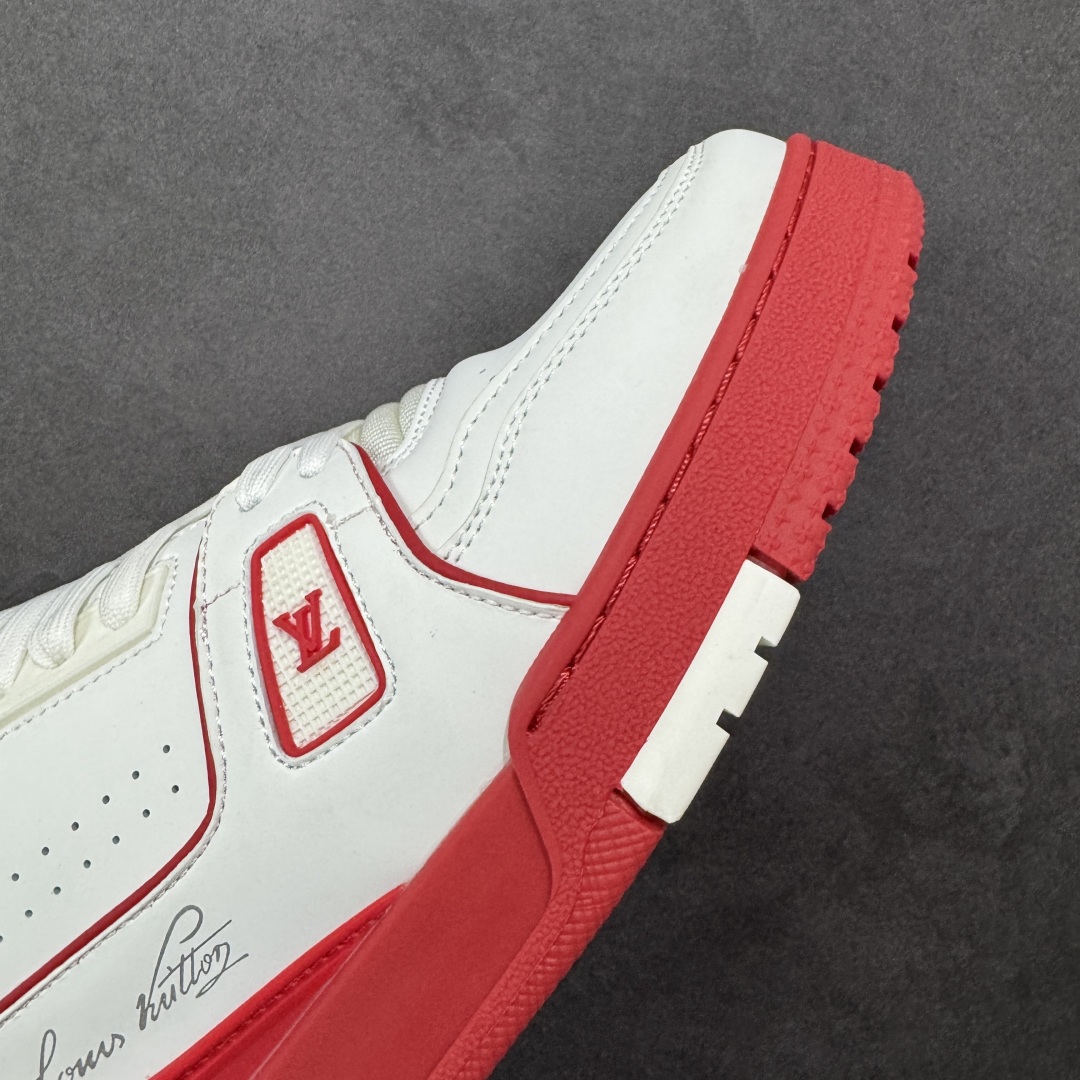 图片[5]-【广东纯原版本】LV Run Away 运动鞋 拼接 Epi 牛皮革和 Monogram 压纹粒面牛皮革，再现传统跑鞋的灵感启发。楔形外底延续标志性设计，品牌字母和标识分饰鞋舌和鞋后。Monogram 压纹粒面牛皮革和 Epi 牛皮革橡胶外底 尺码：36-45 编码：FJB390400-选品中心