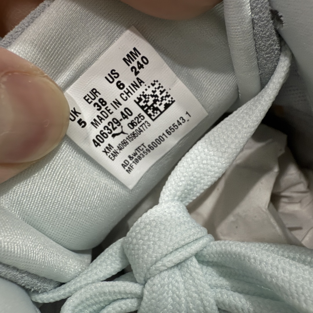 图片[7]-【CS纯原】Puma Speedcat OG Sparco 彪马罗马阿莫尔系列 复古运动休闲赛车跑鞋 绿橙 406329-40 市场第一梯队品质 版型 细节 烫金走线 完全碾压市场任意版本 欢迎对比🆚 工厂耗时3个月开发 原装档案原数据纸版楦型 采用固色翻毛皮鞋面材质(正确二次成型\’猛帮\’成型工艺🆚区别市面版本!!) 外置原数据开发轻量耐磨橡胶大底💪🏻 全球知名运动品牌PUMA宝马赛车系列 融合了宝马车队的标志性配色 以趣味十足又前卫复古的设计引领潮流 将赛道精神融入街头时尚 开启前卫竞速之旅 主打前卫复古风 Roma鞋款的鞋侧以复古的流线造型 缀以宝马经典Logo 巧妙吸睛 而Speedcat鞋款以亮眼三色条纹元素缀以舒适鞋面 赋予了独特的个性美学 演绎赛车的无尽能量 尺码：35.5-45-选品中心